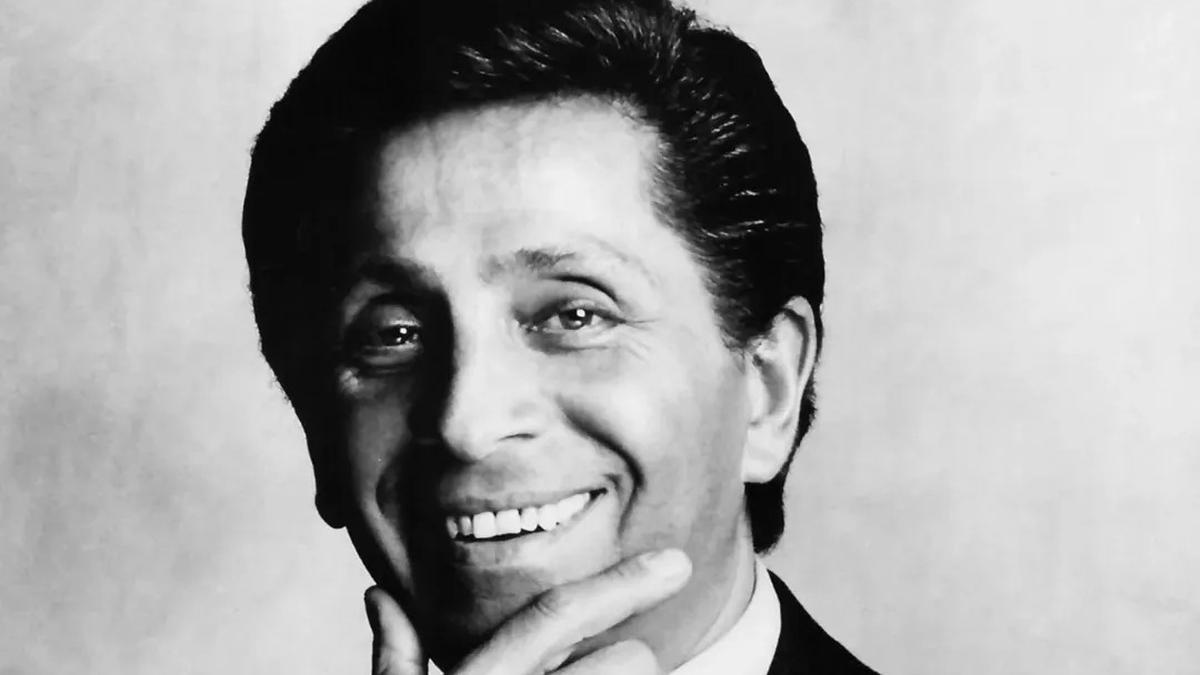 Tinggal Kenangan! Desainer Valentino Garavani Tutup Usia di Umur 93 Tahun