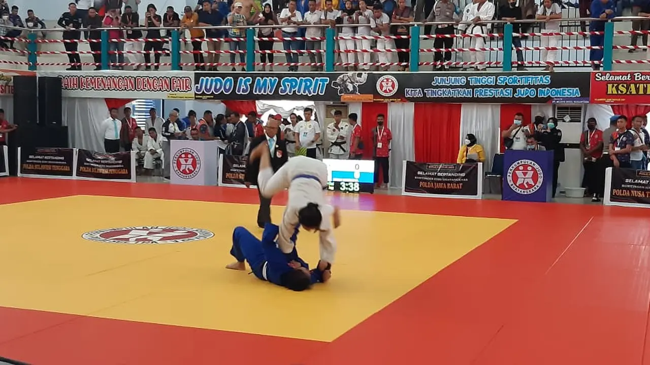 Kejuaraan judo Bhayangkara 2022 memperebutkan piala Kapolri di Kota Kendari, Sulawesi Tenggara.(Liputan6.com/dok)
