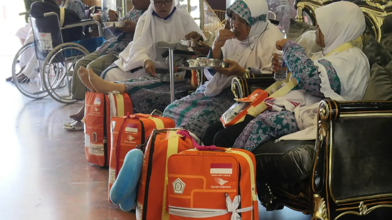 Jemaah haji Embarkasi Solo 9 di hotel transit. Darmawan/MCH