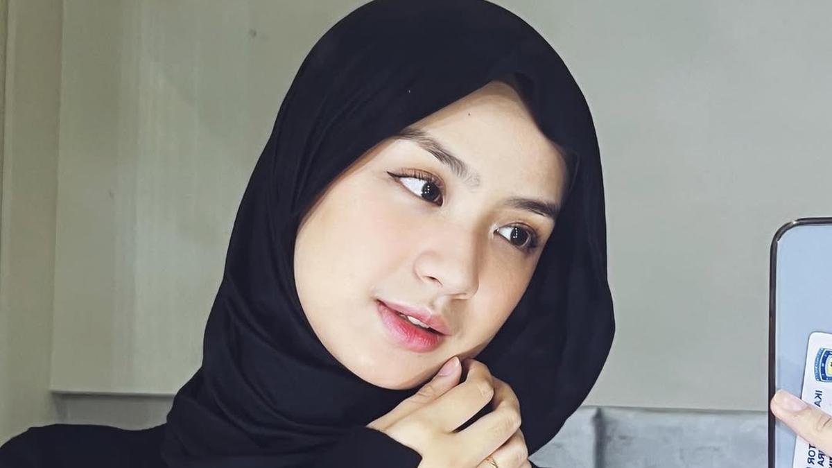 6 Tren Hijab Kekinian Buat ke Kampus, Anti Ribet dan Minim Jarum Pentul