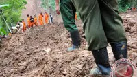 Korban Longsor di Bogor Belum Dapat Bantuan Logistik