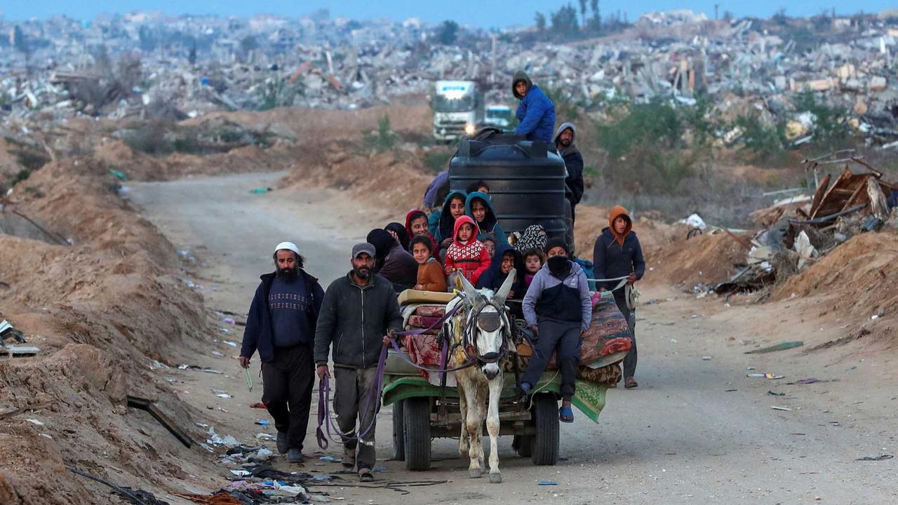 Warga Palestina kembali ke Kampung halamannya di Gaza Utara, Lintasi Koridor Netzarim
