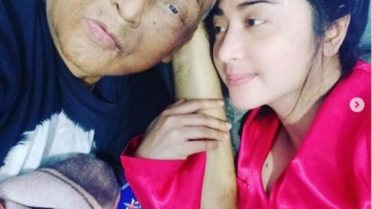 Dewi Perssik (Foto: Instagram/@dewiperssikreal)