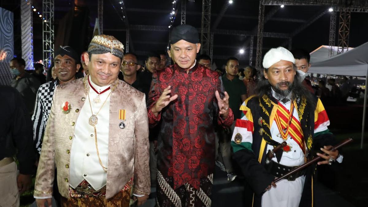 Usai Satukan Raja se-Nusantara di Borobudur, Ganjar Suguhkan Pawai Budaya Kerajaan ke Masyarakat