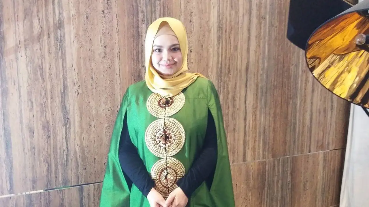 [Bintang] Artis Hamil