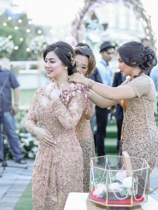 (Instagram/felicyangelista_)