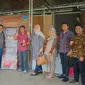 Dinas Perindustrian, Perdagangan, Energi dan Sumber Daya Mineral (Disperindag ESDM) Garut bersama para petani dan industri rumahan pengolah tembakau di Garut. (Liputan6.com/Jayadi Supriadin)