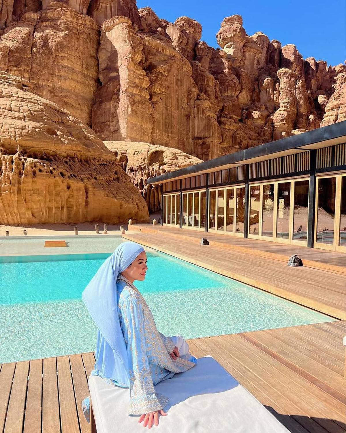 Gaya Hijab Turban Ala Titi Kamal