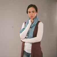 Pemeran Pamela Bowie baru saja usianya genap 24 tahun pada 18 Oktober 2017. Sebuah kejutan dari sahabat-sahabatnya saat Pamela menjalani pemotretan film terbaru Hongkong Kasarung di kawasan Antasari, Jakarta Selatan. (Nurwahyunan/Bintang.com)