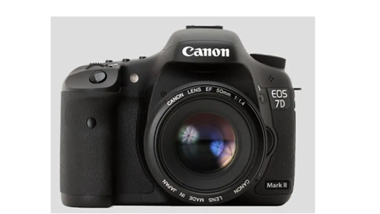 Canon EOS 7D Mark II Siap Meluncur September 2014