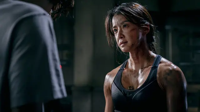 Lee Si Young dalam Sweet Home. (Foto: Netflix)