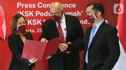 Melalui Program KSK Peduli Rumah, untuk membayar kontraktor nasabah dipastikan akan mendapatkan pertanggungan sesuai dengan limit kerusakannya. Program KSK Peduli Rumah merupakan kelanjutan dari program KSK Peduli Banjir yang diluncurkan KSK Insurance Indonesia sejak tahun 2020. (Liputan6.com)