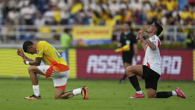 Daniel Munoz dari Kolombia dan Cesar Inga dari Peru