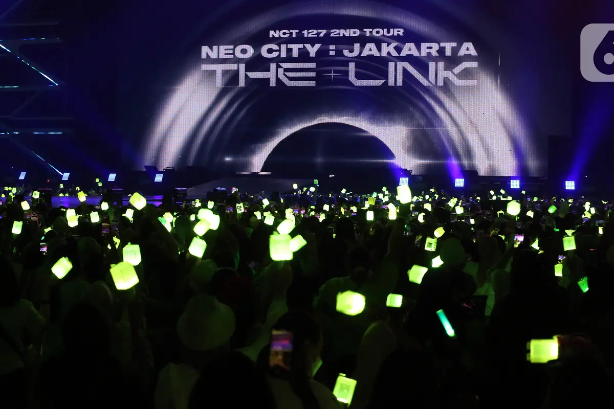 Antusiasme NCTzen Saksikan Konser NCT 127 di Indonesia