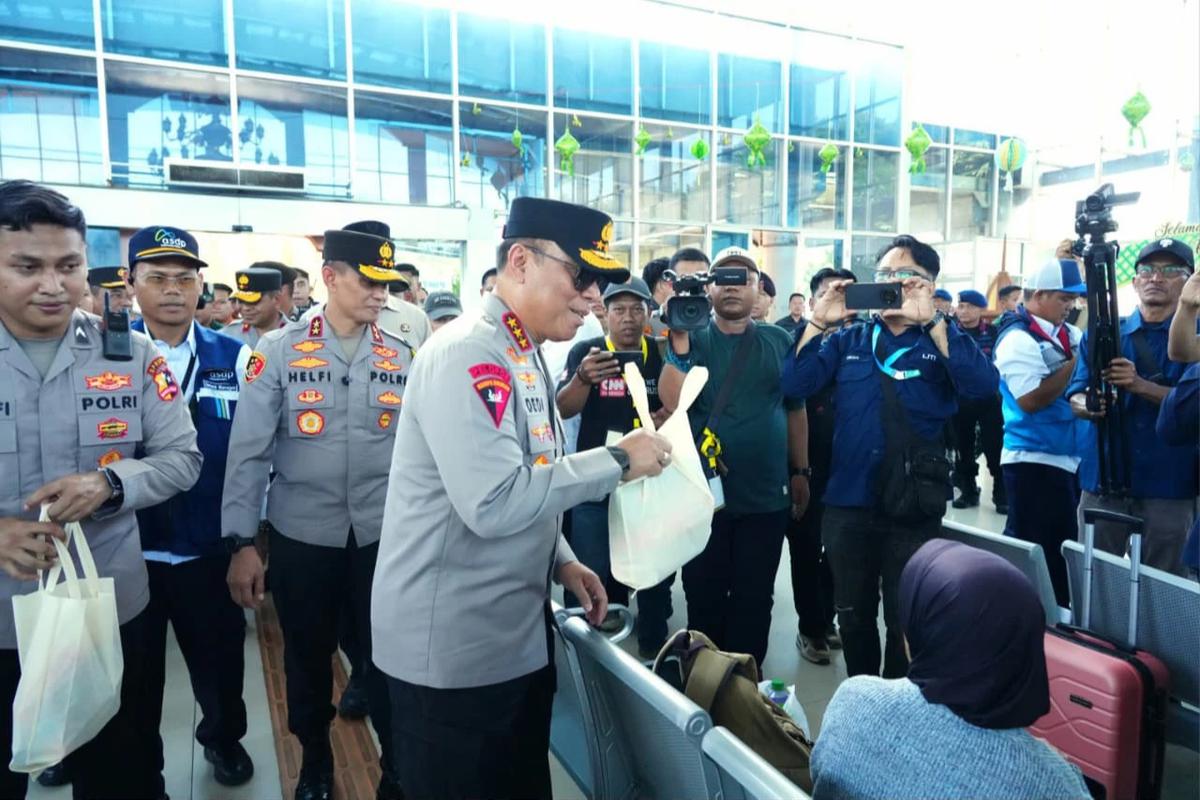 FOTO: Pantauan Arus Mudik Lebaran 2026 di Penyeberangan Merak Bakauheni