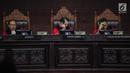 Ekpresi majelis hakim saat memimpin sidang putusan sengketa Pilpres 2019 di Gedung Mahkamah Konstitusi (MK), Jakarta, Kamis (27/6/2019). MK akan membacakan putusan sengketa Pilpres 2019 yang dimohonkan kubu Prabowo-Sandiaga. (Liputan6.com/Faizal Fanani)