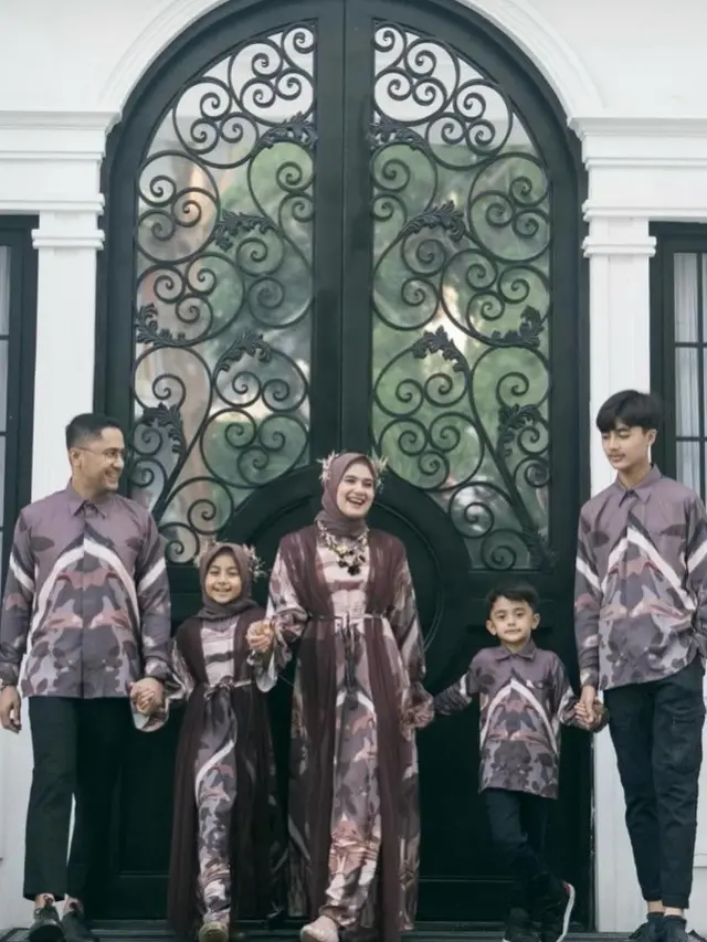 Potret Hengky Kurniawan dan keluarga (Sumber: Instagram/hengkykurniawan)