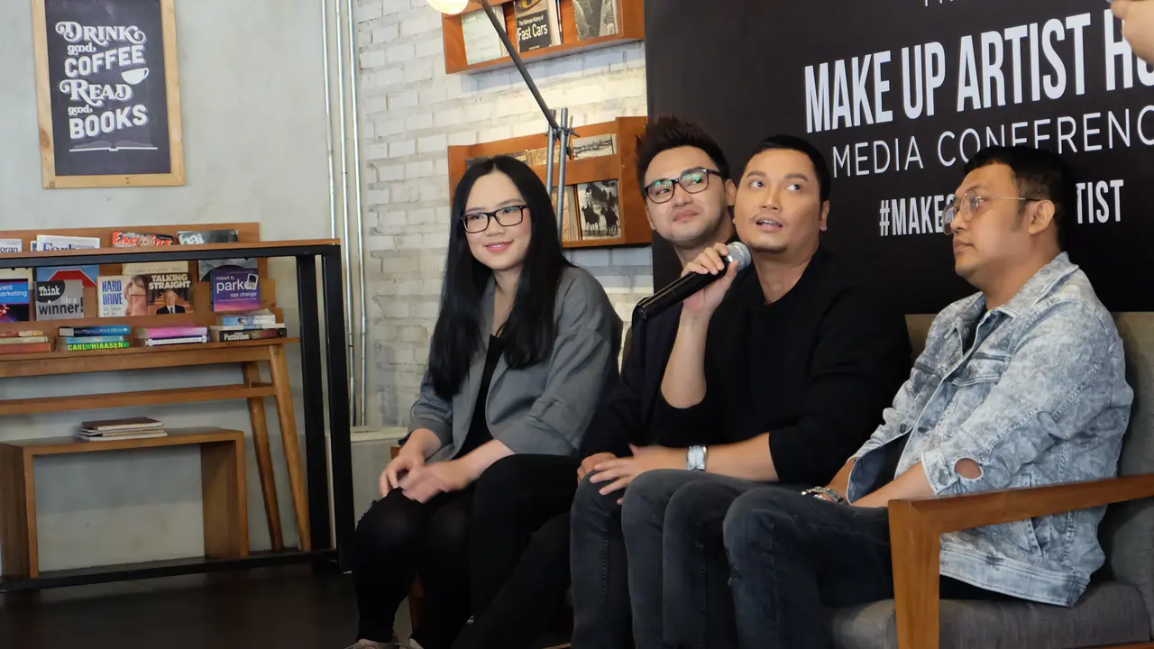 Mau Dong Hasil Makeup Terpampang di JFW 2018? Ini Caranya