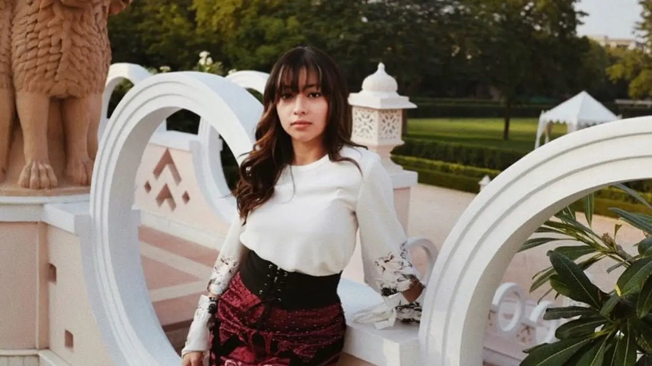 [Bintang] Selain Nikita Willy, 5 Seleb Ini Punya Poni Depan Yang Gemesin