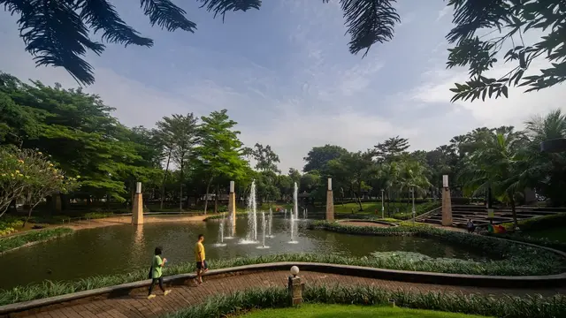 15 Rekomendasi Tempat Wisata di Jakarta Selatan yang Murah dan Aesthetic 2025, Dari Area Taman Kota hingga Wisata Religi