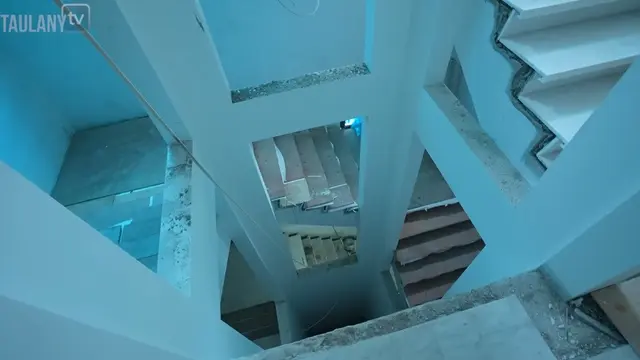 Rumah baru Raffi Ahmad dan Nagita Slavina. (Foto: YouTube Taulany TV)