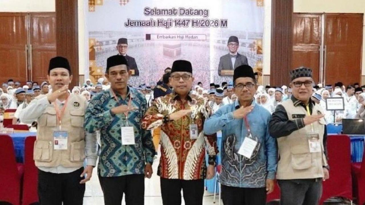 Calon Haji Kloter 5 Embarkasi Medan Tunda Berangkat ke Tanah Suci karena Sakit