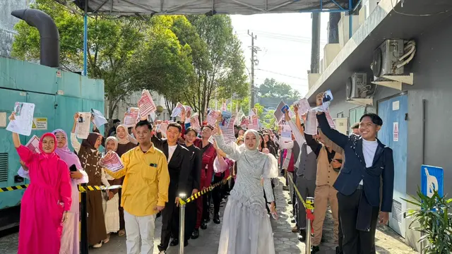Dukungan Fildan dan Valen DA7 Bakar Semangat Peserta Audisi D'Academy 8 di Balikpapan