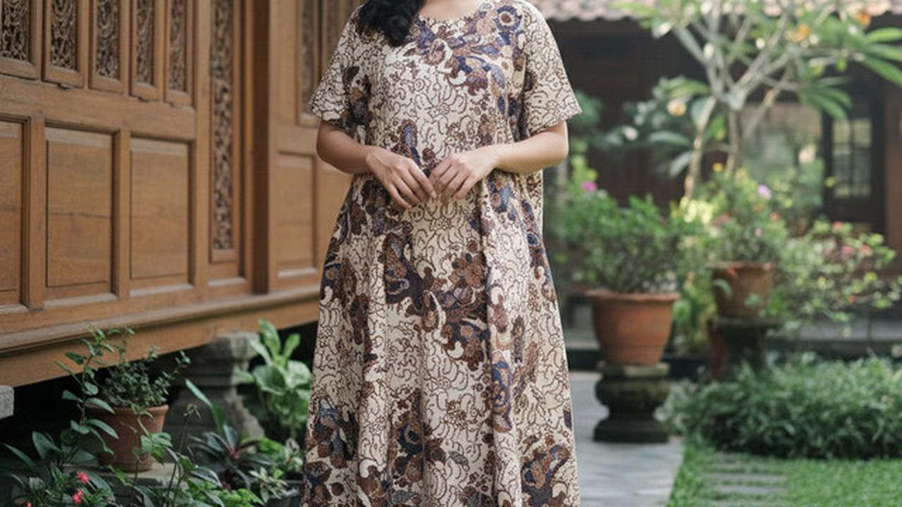 7 Model Daster dari Kain Jarik, Nyaman Dipakai dan Tetap Terlihat Anggun Sehari-hari
