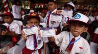 Pemerintah Kabupaten Landak berkomitmen mengawal dengan baik penyaluran Kartu Indonesia Pintar (KIP) agar tepat sasaran peruntukannya.