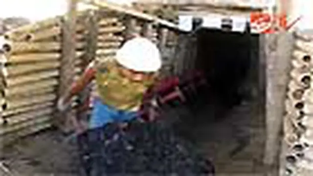 Ujian Penambang Batu Bara di Bulan Suci