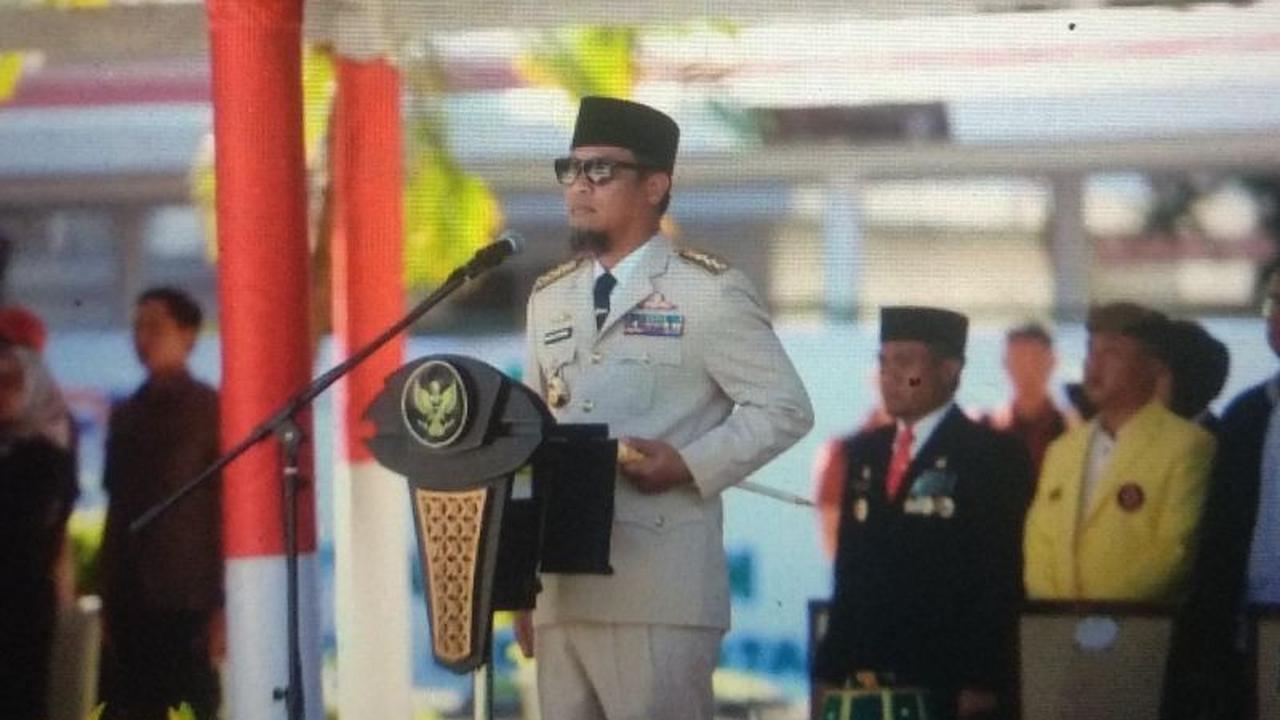 Gubernur Sulsel Terima Donasi Kemanusiaan Sumatera Rp1,2 Miliar dari Bone