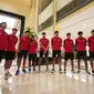 Reaksi kecewa sejumlah pemain Timnas Indonesia U-20 setelah FIFA membatalkan Indonesia sebagai tuan rumah Piala Dunia U-20 2023 pada Rabu (29/03/2023) malam WIB. (Dok. PSSI)