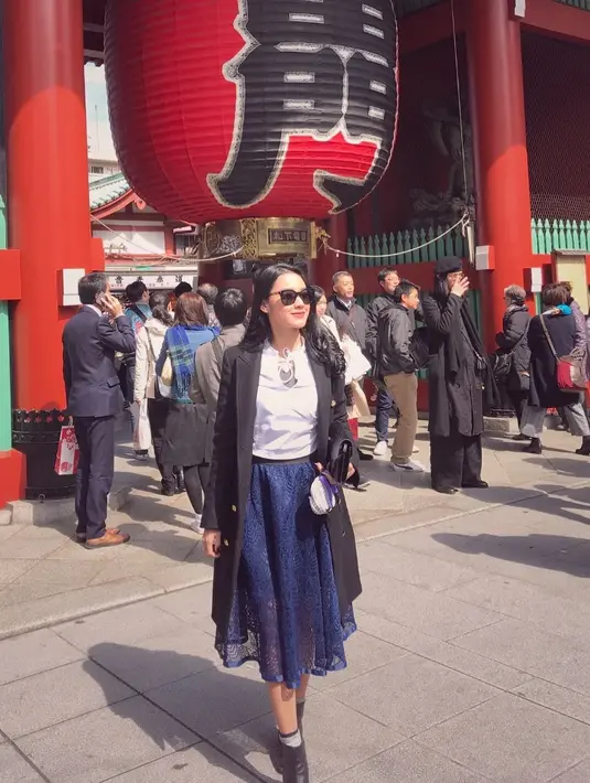 Jepang juga sudah dijelajahi oleh Devina Kirana. Ia mengabadikan momen seru di sana dalam sebuah jepretan foto. (Foto: Instagram/@kiranadevina)