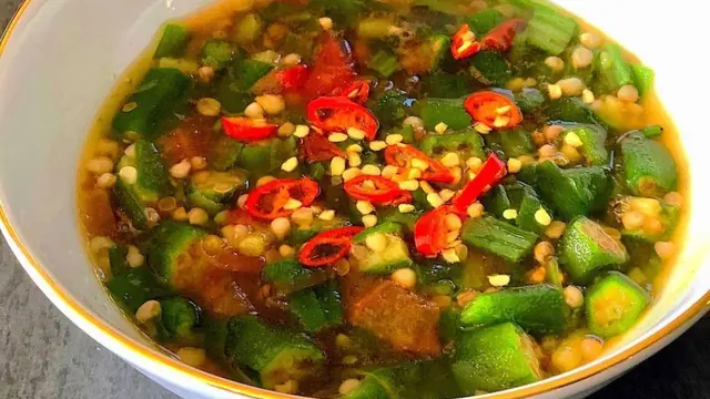 Delele adalah sayuran okra, masakan khas di Zambia