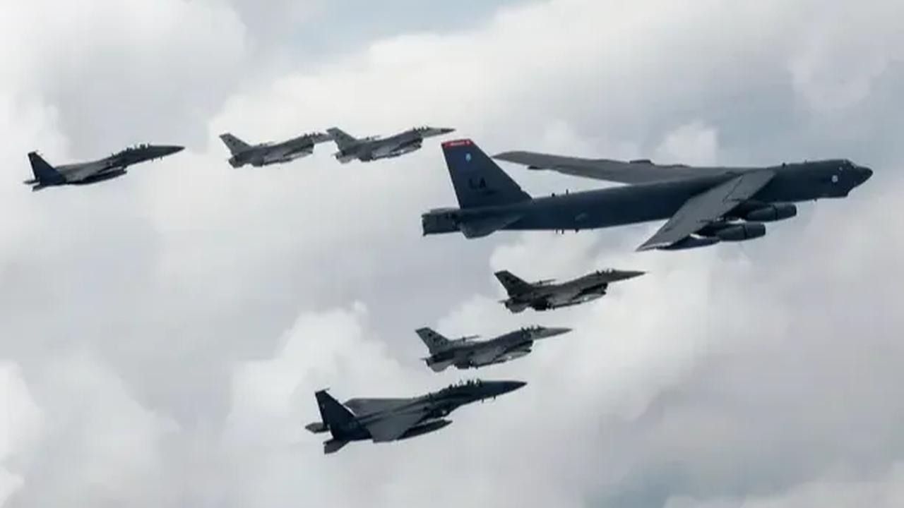 Jika menggunakan asumsi pesawat jet yang digunakan tahun 2012 sama, maka perkiraan biaya yang dikeluarkan sekitar Rp107,2 juta untuk satu pesawat.