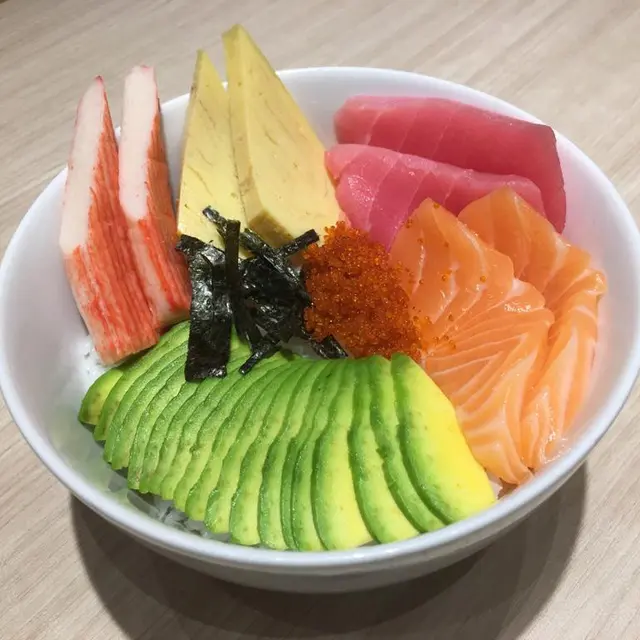 Mencicipi Ragam Makanan Khas Jepang yang Terinspirasi Hokkaido dan Kereta Shinkansen
