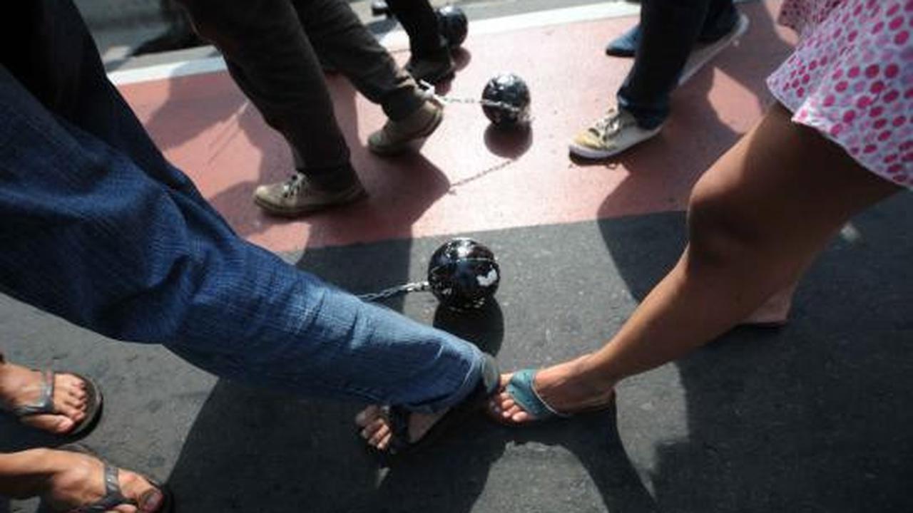Peringati HIV/Aids se-dunia, ratusan aktivis padati Bundaran HI