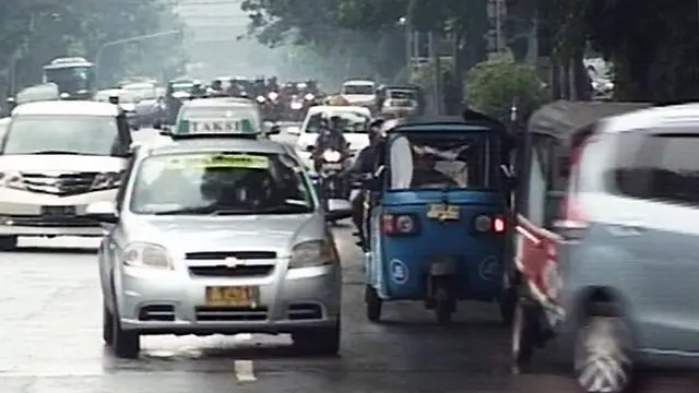 Pembatasan Kendaraan Ganjil Genap di DKI, Efektifkah?