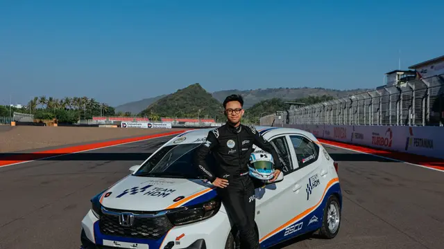 Davino Satria beraksi di Sirkuit Mandalika