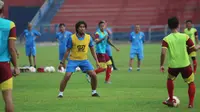 Belum Menjalani Debut Bersama Persik, Budi Sudarsono Pasrah Soal Nasib Shopee Liga 1 2020
