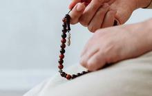 Bacaan Istighfar dan Keutamaannya, Perlu Diamalkan