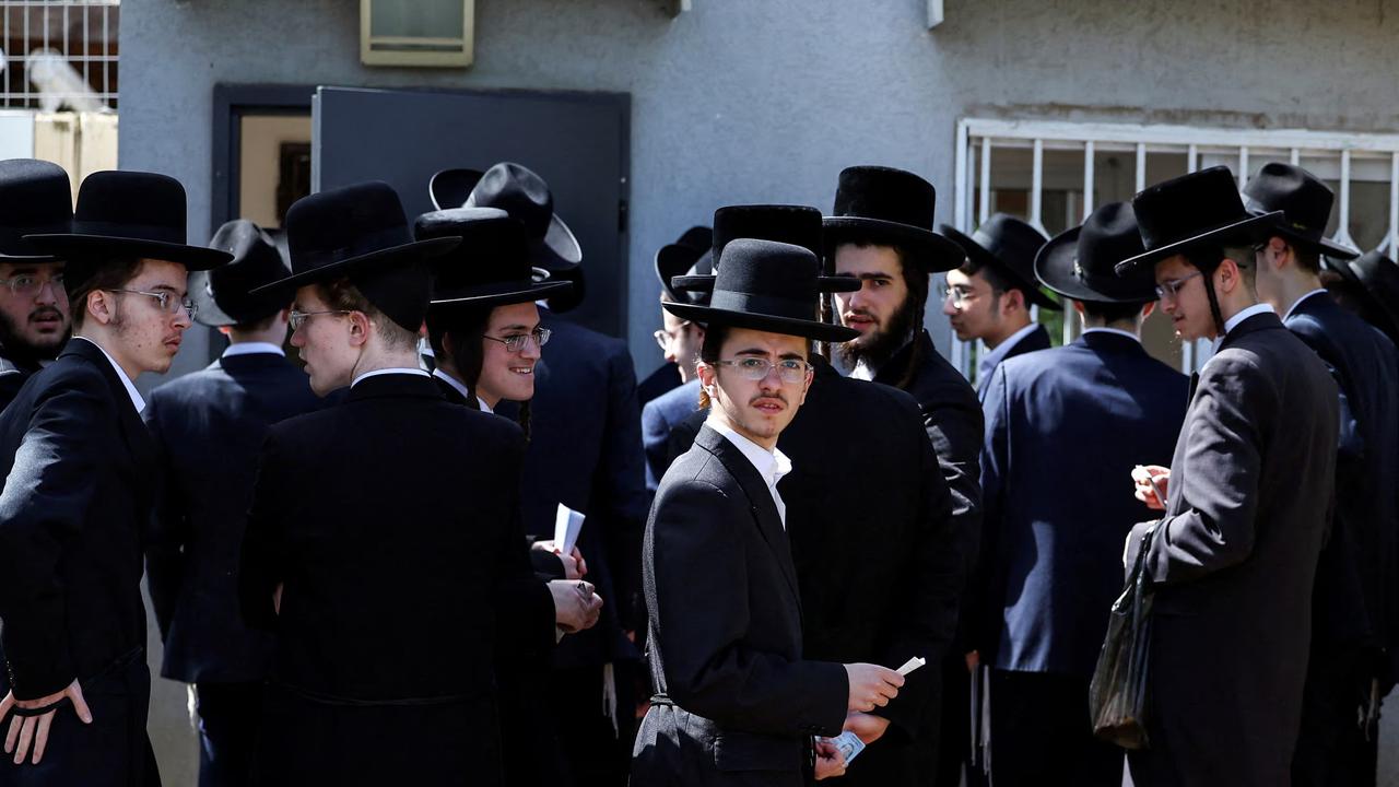 warga ultra ortodoks yahudi israel