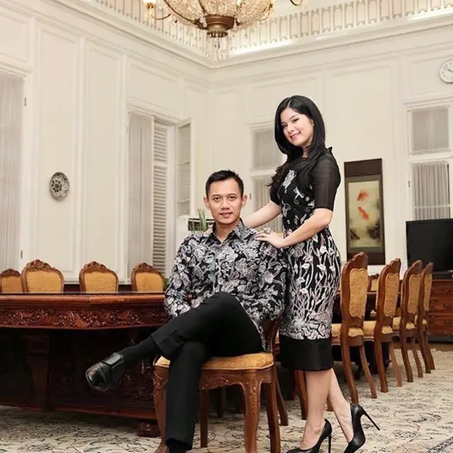 AHY dan Annisa Pohan di Istana Bogor