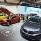 Suasana booth Honda saat memamerkan produk terbarunya dalam ajang Gaikindo Indonesia International Auto Show (GIIAS) 2024 di ICE BSD, Kabupaten Tangerang, Rabu (17/7/2024). (Liputan6.com/Angga Yuniar)