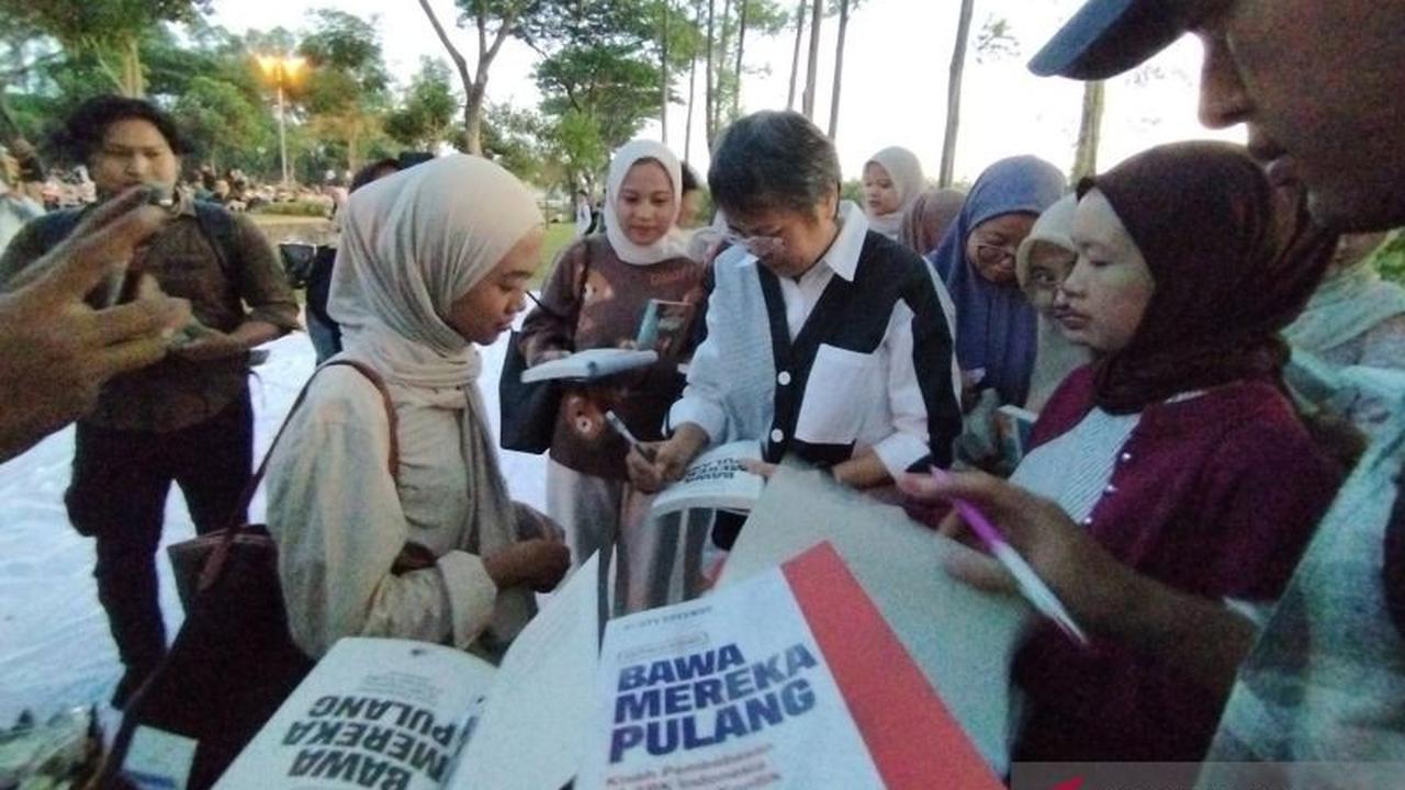 Kudus Book Party Gandeng Fenty Effendy Bedah Buku 'Bawa Mereka Pulang': Kisah Pembebasan 10 ABK Tanpa Tebusan!