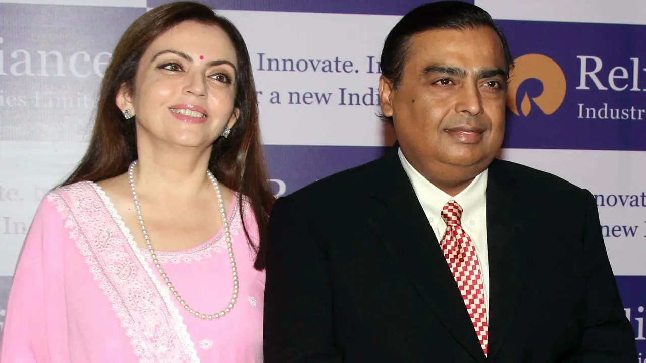 Nita dan Mikesh Ambani, pasangan terkaya di India