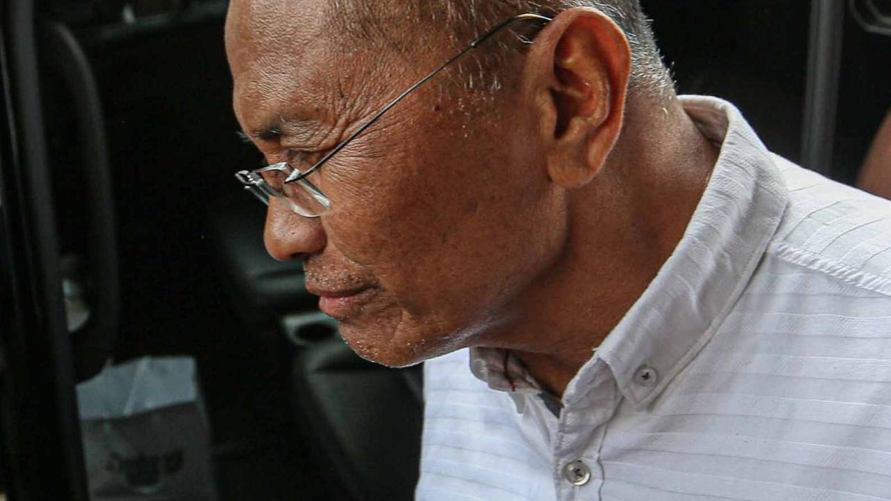 Ketika itu, dia belum bersedia berbicara banyak soal pemanggilannya dirinya oleh KPK.