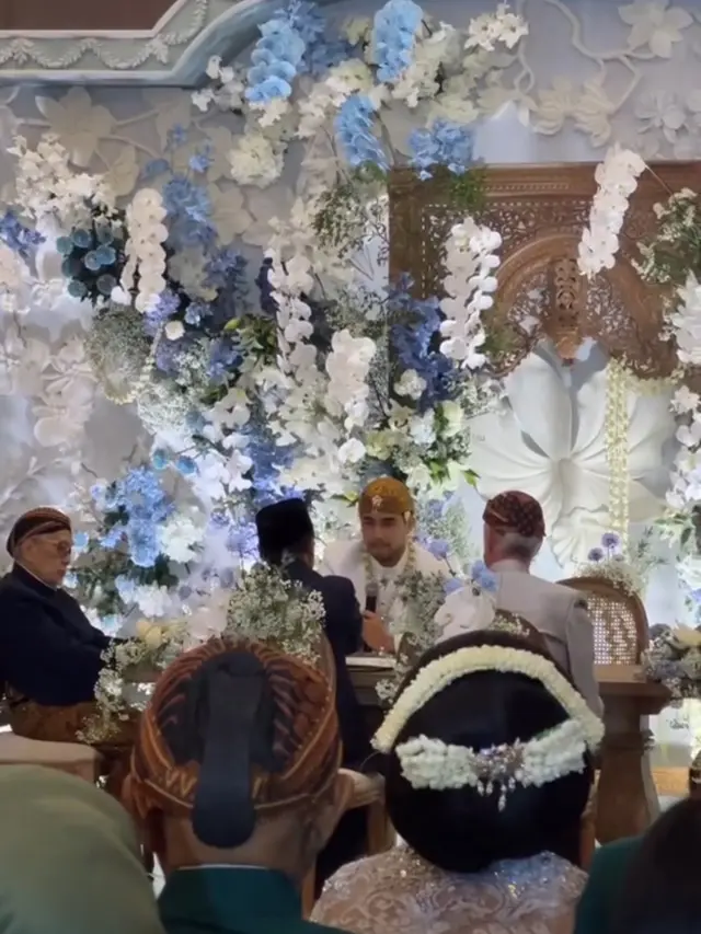 Anggika Bolsterli dan Omar Menikah