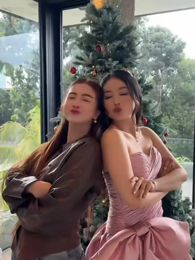 9 Tahun Bersahabat, Gaya Felicya Angelista di Ultah Sederhana Natasha Wilona Tetap Stylish dan Hangat