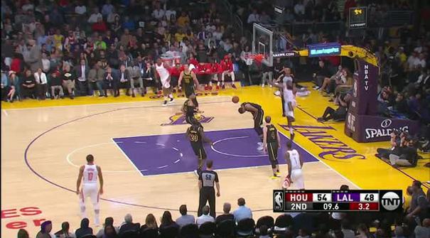 Berita video game recap NBA 2017-2018 antara Houston Rockets melawan LA Lakers dengan skor 105-99.